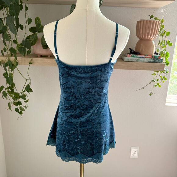 INC Crushed Velvet Teal Blue Lace Cami Slip Tank  M Y2K Lingeriecore Fall - Picture 2 of 8